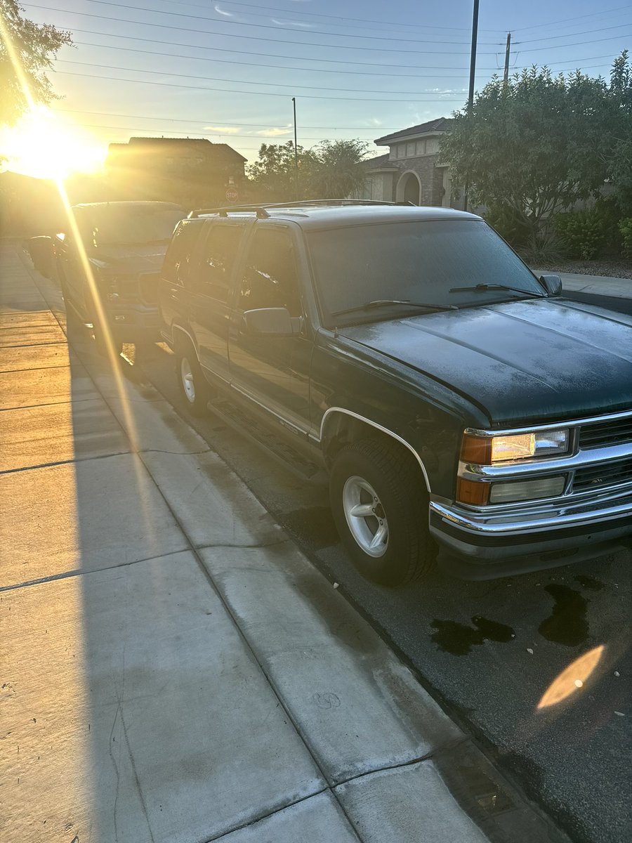 KelvinBeachumJr's tweet photo. Nothing like taking the kids to school in the #GreenMachine ๐ https://t.co/AJm9UJHbLT