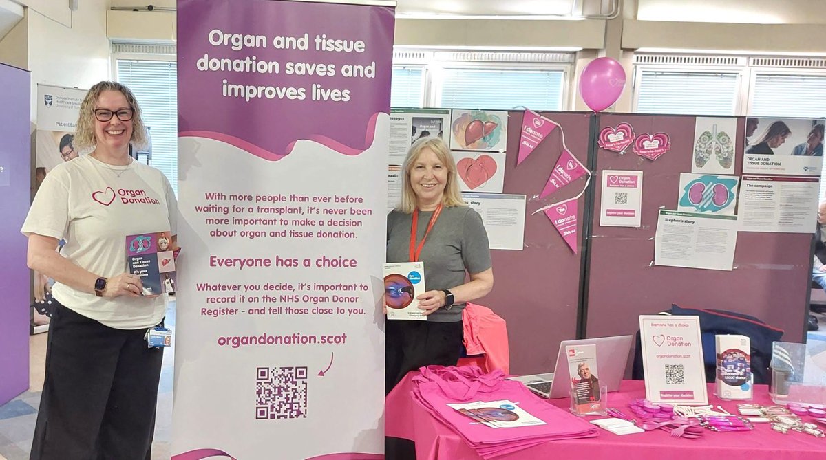 Scotland_OTDT's tweet photo. Organ and tissue donation week brings us all together providing a great opportunity to work with our professional colleagues 🩷 👩‍🎓 🩷 here is our Lynne working alongside senior tissue coordinator Fiona and living kidney donation specialist nurse Claire #collaboration https://t.co/1EXkmQeeYn