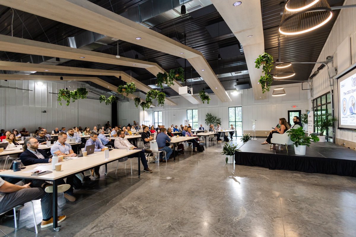 beccawenning's tweet photo. At the @OhioXOrg CEO Retreat, Paul do Forno, Global Commerce Practice Lead at Deloitte Digital, sat down at my table.
He understood what I'm building right away, and his insight on Shopify was sharp. Ohio is THE place to build!! 
@dofornop 
@dressit_ai https://t.co/Zid1Pe88oZ