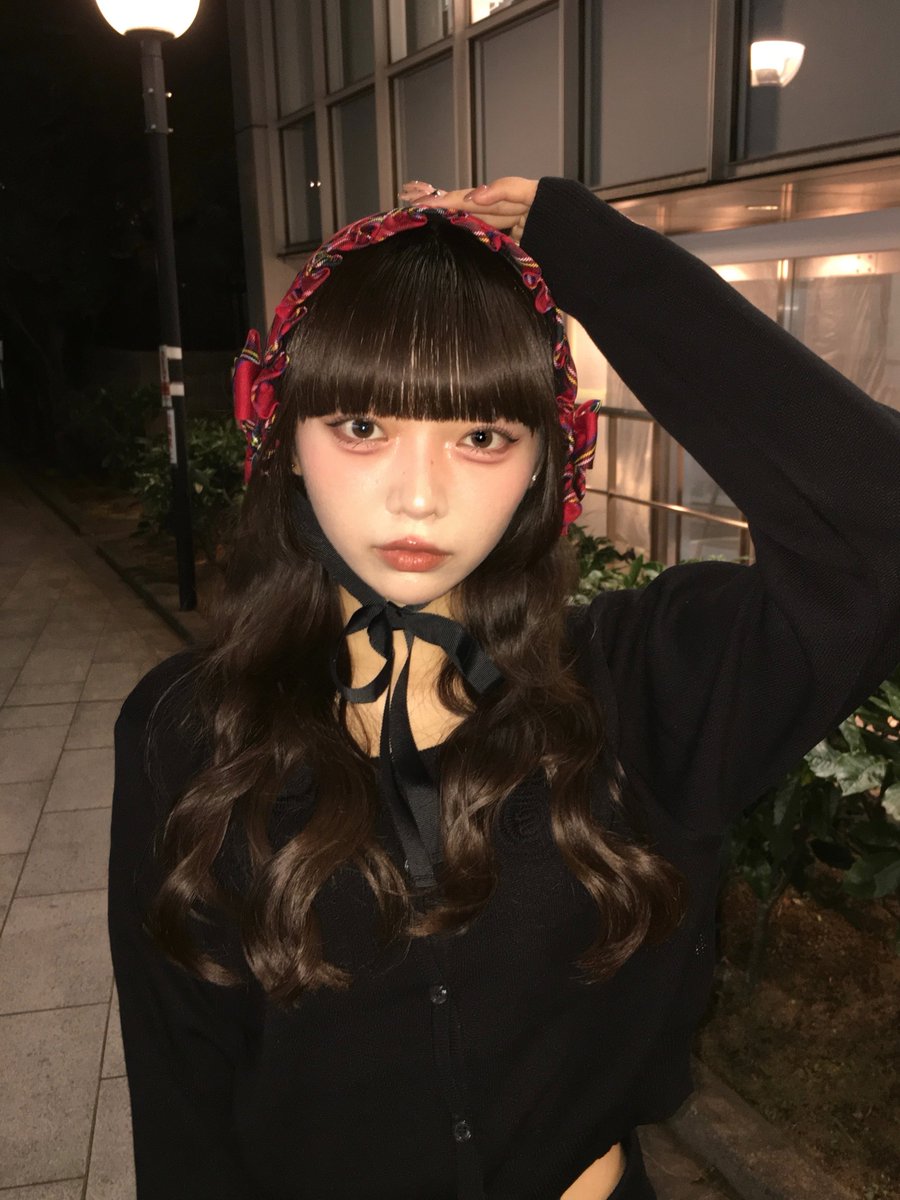 himeri_momiyama's tweet photo. オンラインお話会ありがとうございました💙
たくさんお話できて楽しかった〜⭐️
いつも色んなお話共有してくれるの嬉しいな🫶🏻💕
完売もほんとにありがとう🥹！！

9月のコーデもすき？？🍁♡

 #ひめんしょん。 https://t.co/TuTlWaQnQl