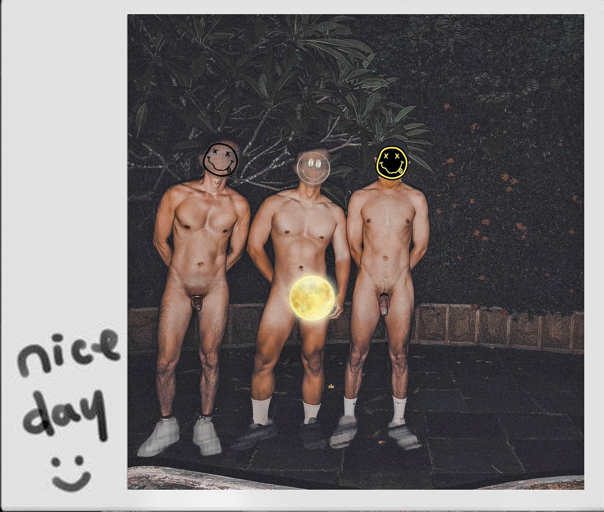 playbirdboy's tweet photo. 中秋人團圓，祝大家
月來月秋，月來月圓

ft. @Qazwsx1233333 
📷 🌝 https://t.co/hXpAMDJaUY