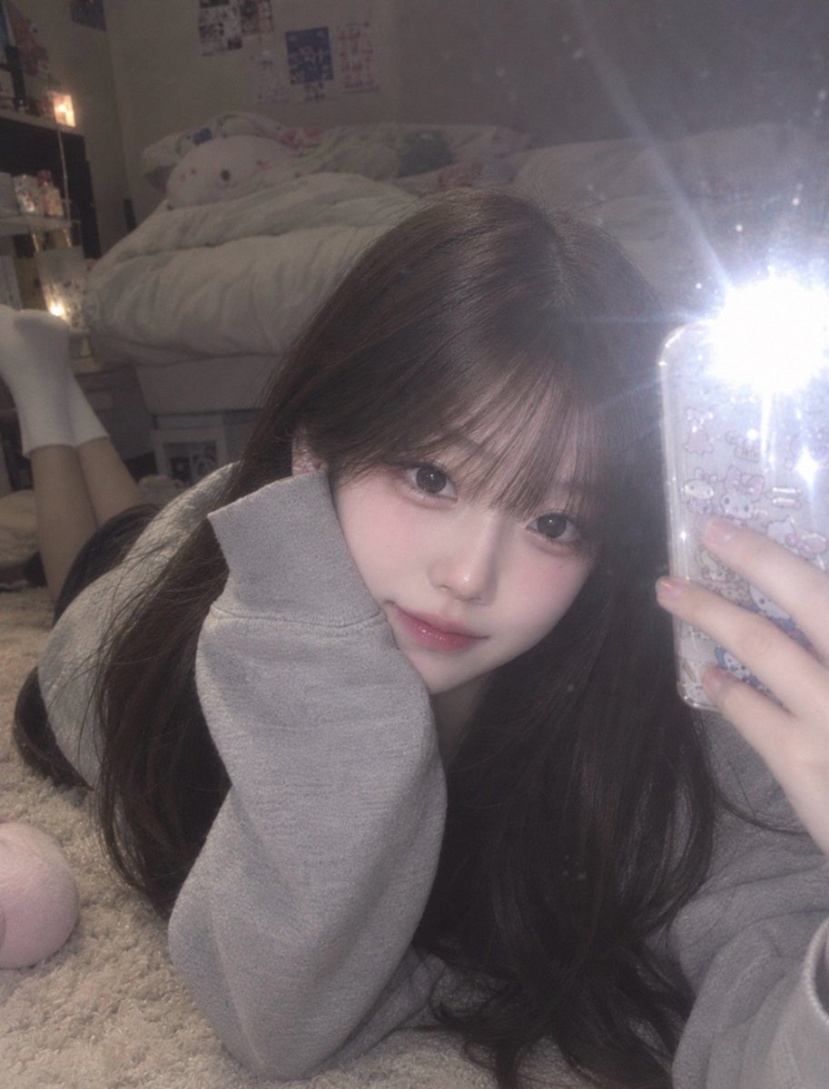 xanuwz's tweet photo. 나랑 친구하자🫰🏻

#에세머트친소 #에세머_트친소 https://t.co/j8XoGbMi0o