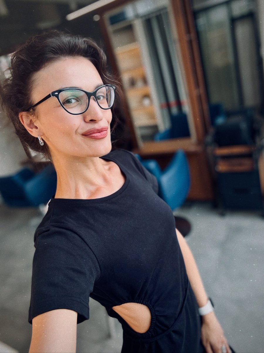 SheriseAngnhok's tweet photo. عند اختيار طريق، اختره بكل قلبك! لكن تذكّر أنك تستطيع دائمًا إعادة الاختيار. وما الذي لا يزال ممكنًا؟ https://t.co/NDVyBwV6I1