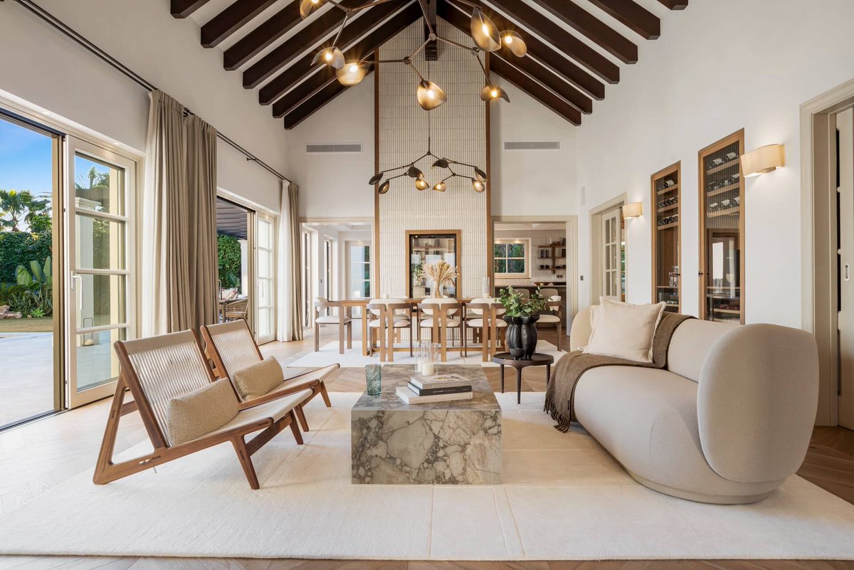 ChristiesHomes's tweet photo. Inspired by French provincial design, this elegant villa pairs timeless architecture with beautifully landscaped terraces. See more: https://t.co/FOrJJZAWnu

Listed by Maya Kandrova with Christie's International Real Estate Costa del Sol https://t.co/sa6CCaULar