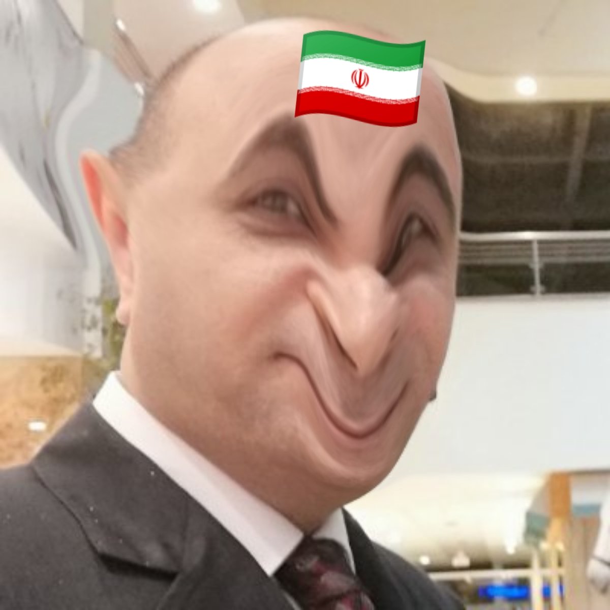 0Ops_0_'s tweet photo. @sameh_asker هل تصدقون أن هذا الميسري يتبع للحرس الثوري الإيراني!

بينما يوجد ملايين المصريين بالخليج يأكلون ويشربون ويطعمون عائلاتهم في مصر 

من خيرات الخليج يوميا !

وفي وقت الحرب بين المسلمين في جزيرة العرب والمـچوس

يصطف مع المچوس دون فائدة تذكر لشعب مصر أو لبلده !

. https://t.co/mfjEWLz9DC