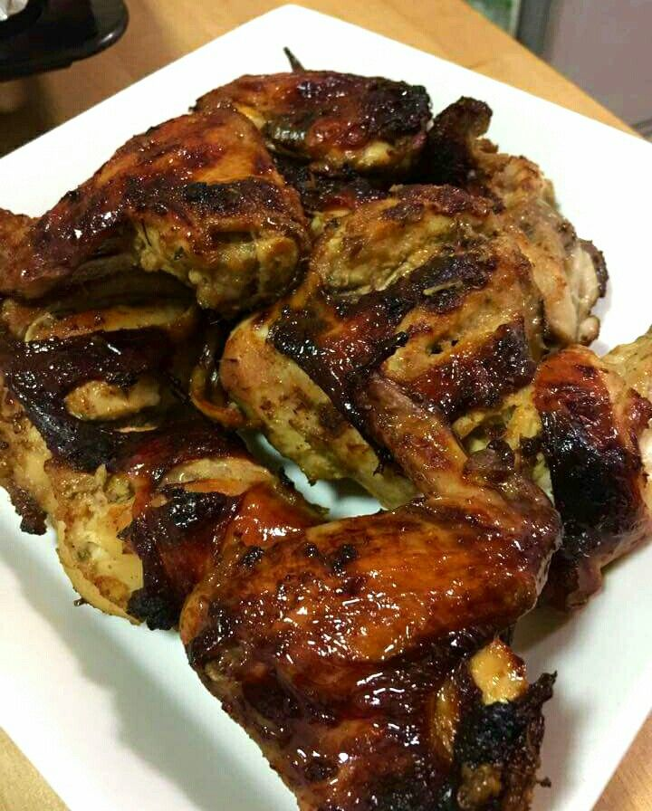 bleuwiny's tweet photo. lechon manok             or                    pritong manok https://t.co/E3YrO2qHbU