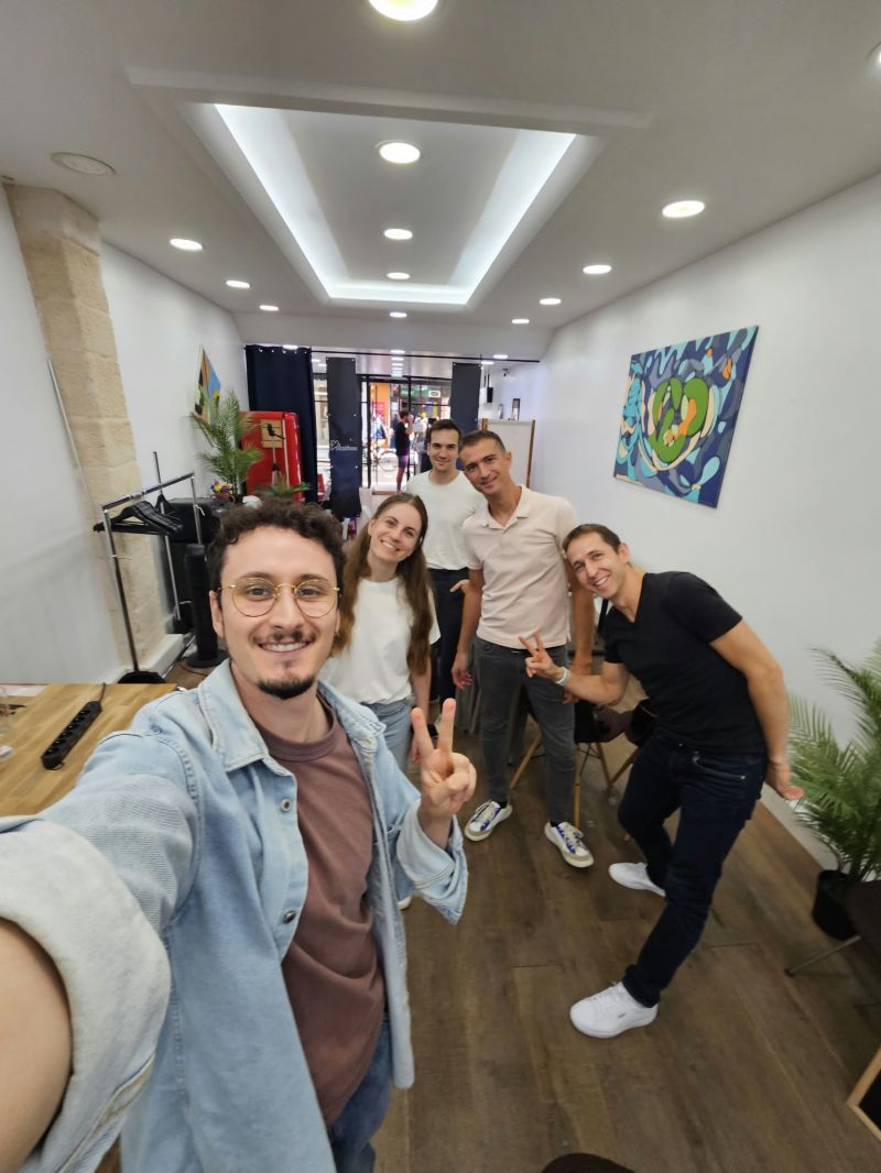 stephaniedmre's tweet photo. Last night, we talked about UGC, AI to streamline processes, and live shopping at the @joinswanbase offices !

Thanks to everyone who came for the discussions and your great energy.

Where should we hold the next event? https://t.co/Qi1227GFKt