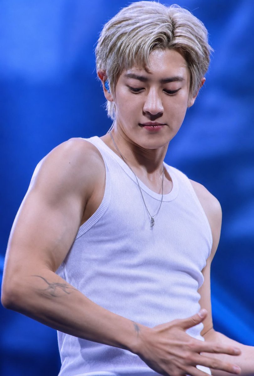 fyonx's tweet photo. Thanks for your short service blondyeol https://t.co/UFEeRhsVqc