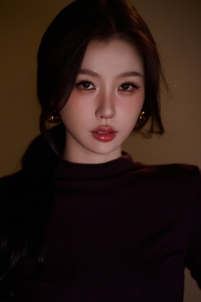 Ang9lShuxin's tweet photo. Esther Yu Shuxin Studio Update 1/3
Wishing everyone a happy Mid-Autumn Festival! 🥮
#YSX #YuShuxin #EstherYu #Shuxin #虞书欣 https://t.co/rizsz4Z66v