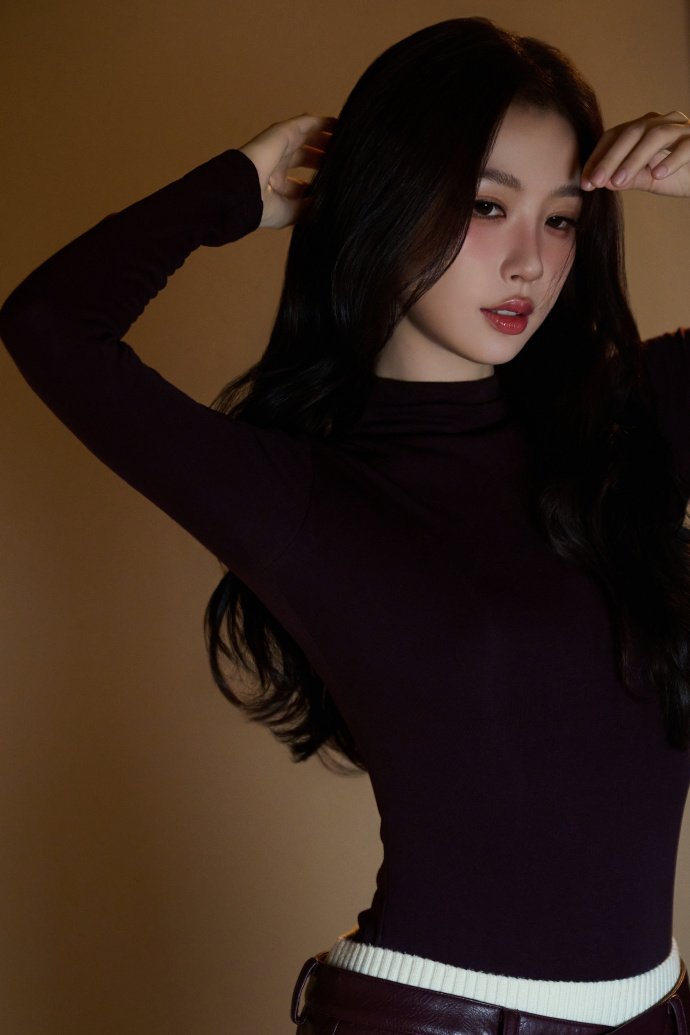 Ang9lShuxin's tweet photo. Esther Yu Shuxin Studio Update 2/3
Wishing everyone a happy Mid-Autumn Festival! 🥮
#YSX #YuShuxin #EstherYu #Shuxin #虞书欣 https://t.co/O17FB1kRDy