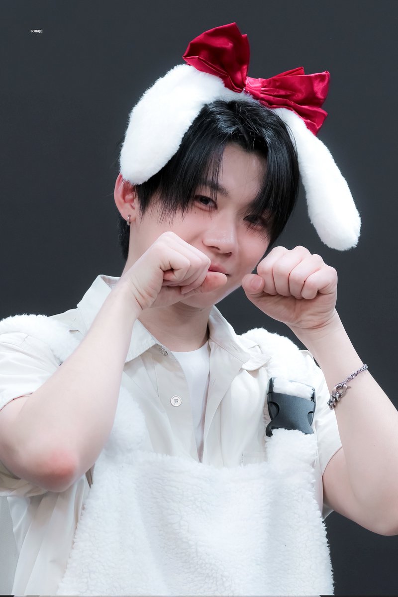 sonagi_u's tweet photo. 생일 축하해݁𖥔.

#박한 #PARKHAN #아홉 #AHOF https://t.co/LIZCjck617