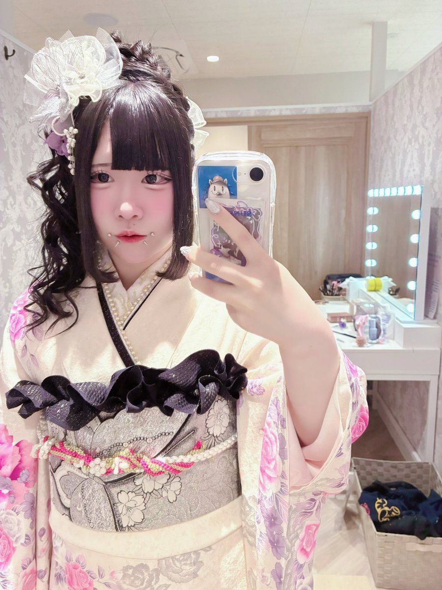 magwr9's tweet photo. 前撮りの時 https://t.co/URVnRyCUgp