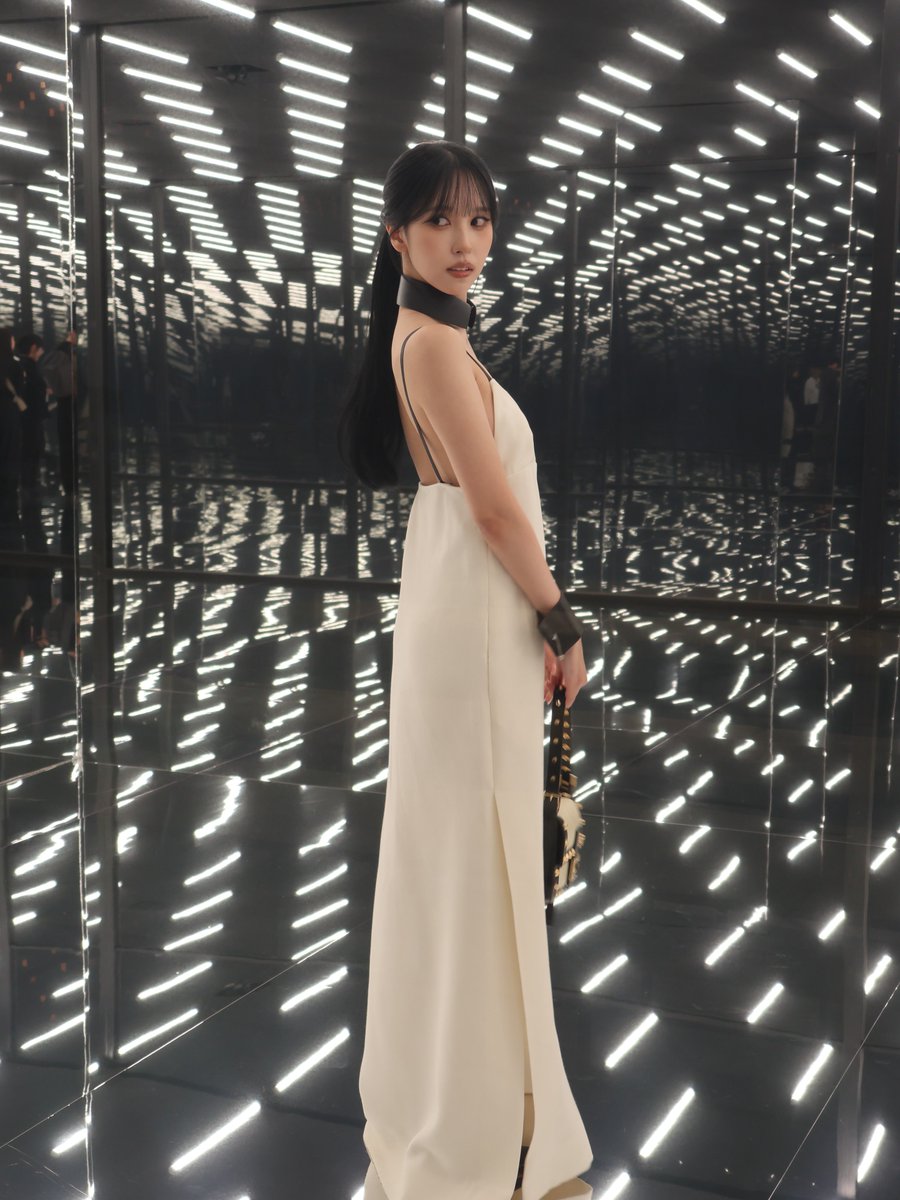 kun_once2129's tweet photo. 묘스타 

@.fendi 🖤🤍

https://t.co/UPWQQ4ufPK 

#미나 #MINA 
#트와이스 #TWICE
@JYPETWICE https://t.co/iGnNWbstRA