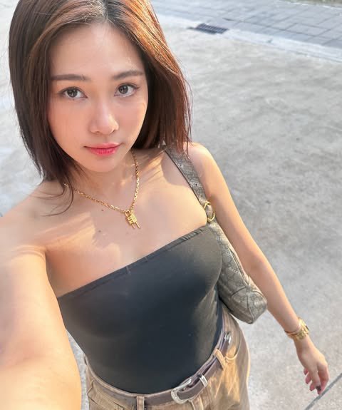 hi16race's tweet photo. อยากมีแฟนหน้าแบบนี้คับ ยื่นเรฟให้เทพองค์ไหนได้บ้างล่ะ https://t.co/qUWdtGkM49