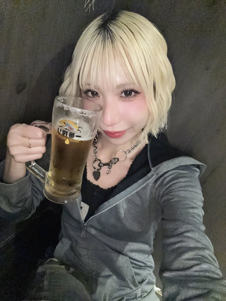 tadai_mayuchan's tweet photo. 広島キャンペーンありがとうございました🍁✨
デカレンジャーのデカレッドこと、さいねい龍二さんにお会いすることもできてとっても嬉しかったです！！ https://t.co/IXfQ6G7v3V
