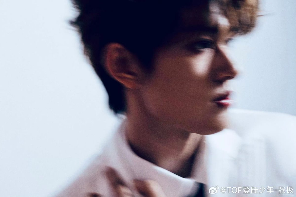 Qiashouyu's tweet photo. 哎我好他妈想你啊 https://t.co/IXi2l7kp8s