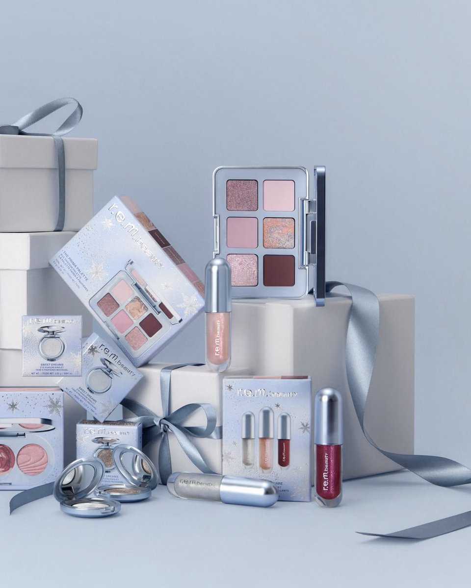 beautybynixie's tweet photo. the holiday collection of dreams 🦢🩰🫧

coming 30.09. https://t.co/snSIJrshpK