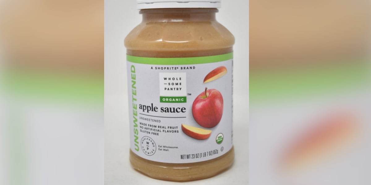 WHSVnews's tweet photo. REFUNDS OFFERED: Applesauce recalled over mold-related substance https://t.co/jp92lv94ds