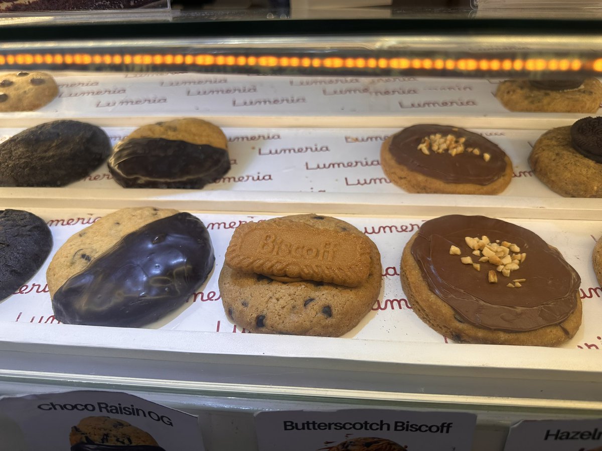 shemilkitty's tweet photo. Everything brown is delicious 🤤 https://t.co/cBkAkOEpnW