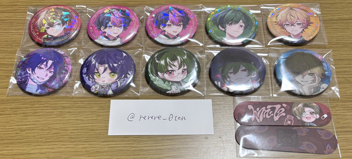 rerere_0ten's tweet photo. FFさんとFFさんのお友達さんまでで、缶バッジ交換して下さる方を探しています。

💚さんは全てお声掛け中。等身⇔等身優先です🙇‍♀️

詳細はALTをご覧ください。 https://t.co/O6cqojRVM9