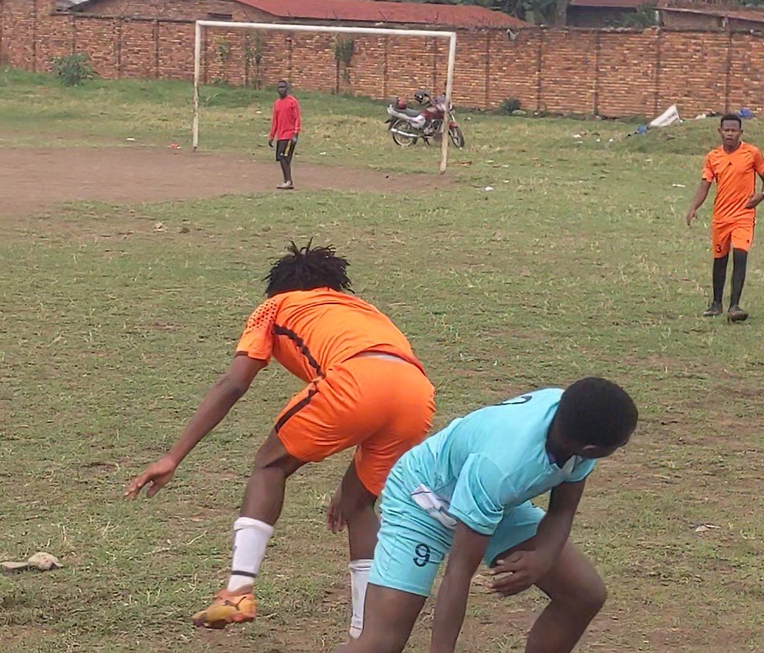 ildephonsereal's tweet photo. Village boy 🛖⚽✈️ https://t.co/F6LEjBjqmM