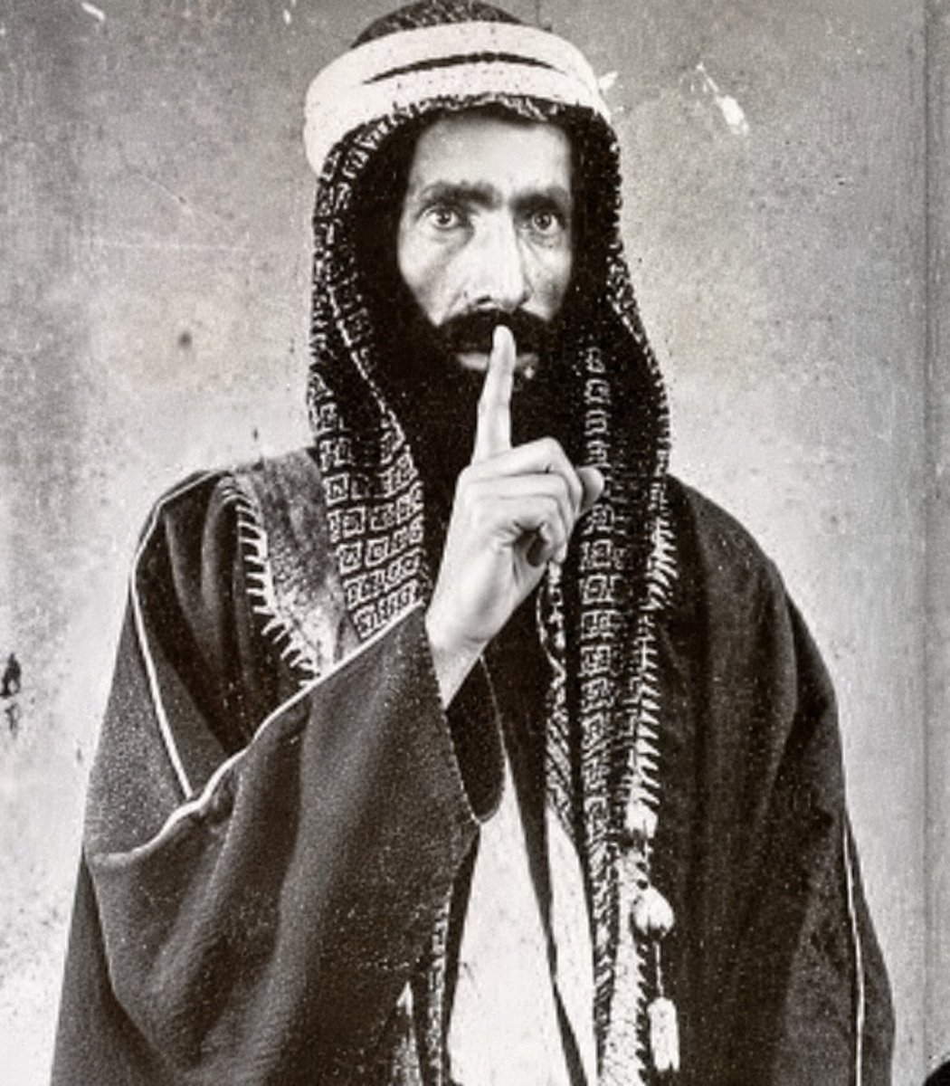 mstf4___'s tweet photo. الحمدلله صقور نجد حَمَوْنا من هذا العبط https://t.co/gnAIJSQcuO