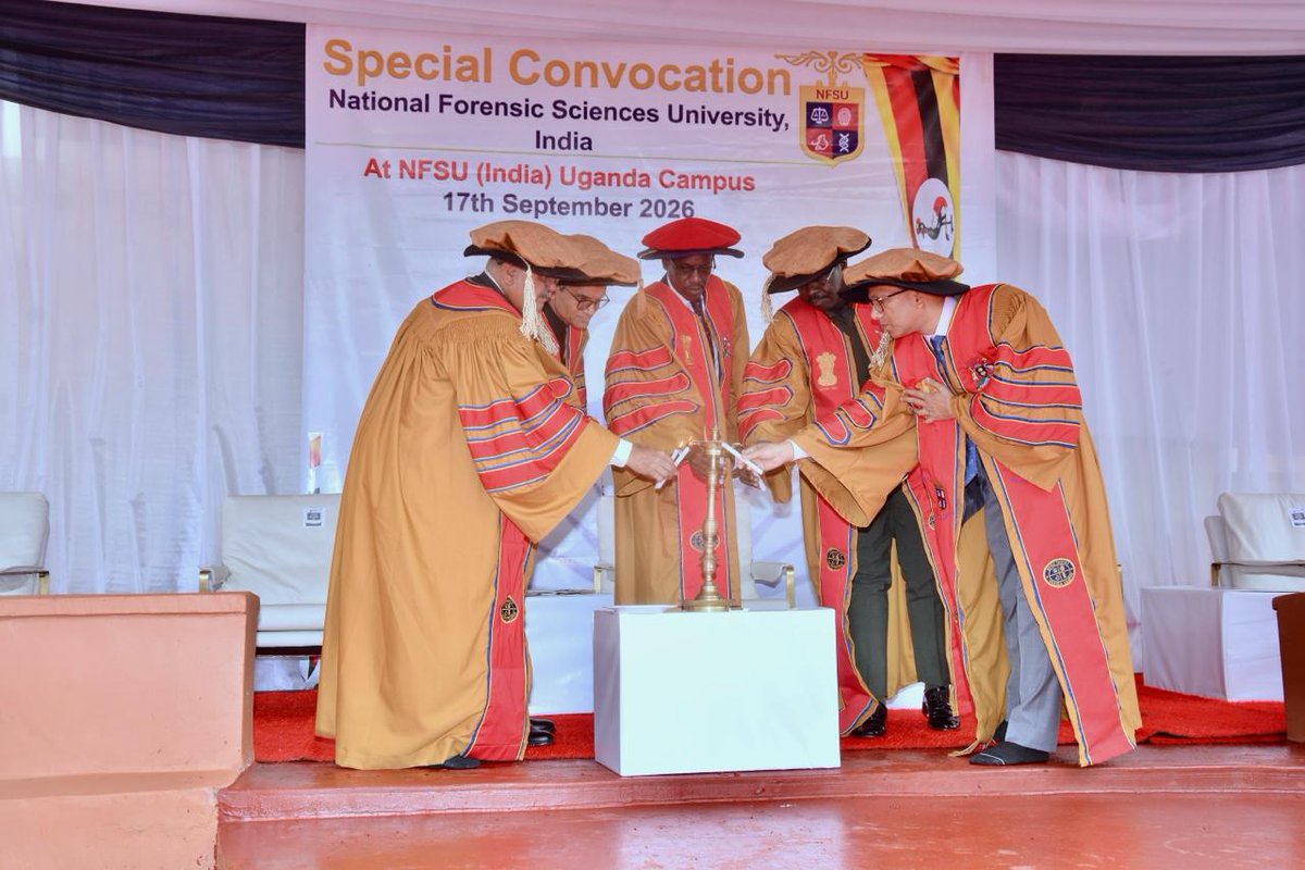 NFSU_Official's tweet photo. #NFSU #UgandaCampus #Convocation #ForensicScience #DefenceMinister https://t.co/4po6aF6Ko6