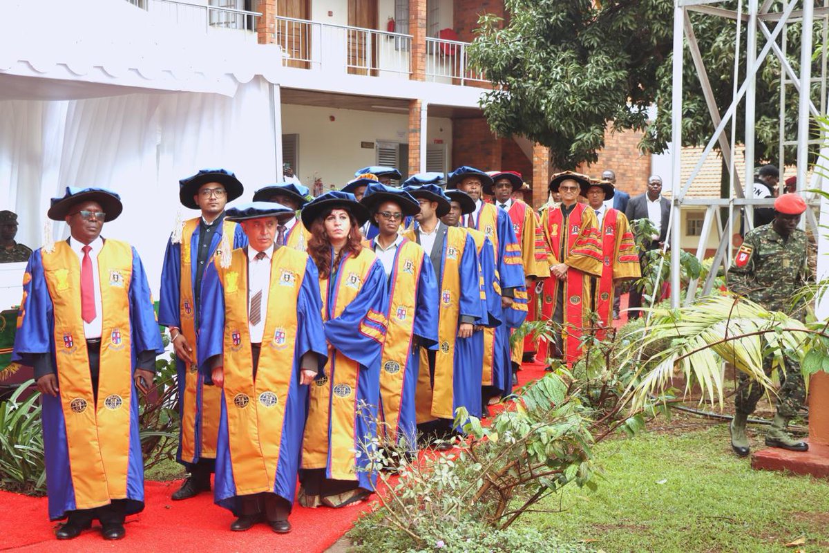 NFSU_Official's tweet photo. #NFSU #UgandaCampus #Convocation #ForensicScience #DefenceMinister https://t.co/4po6aF6Ko6
