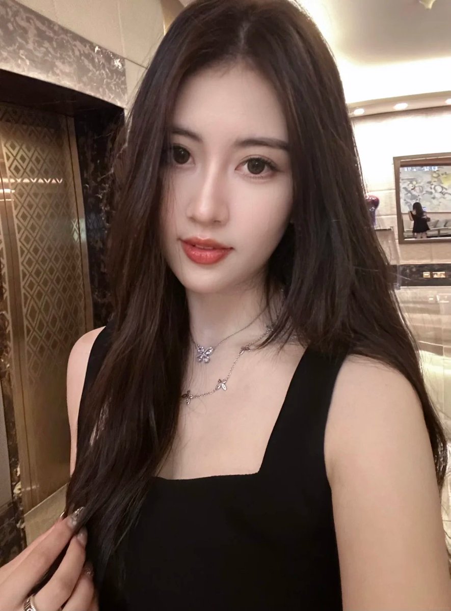 LothaMhonthung's tweet photo. 06女、真心找男（不开玩笑）

在线蹲一位周末能约的男搭子，不打扰彼此生活！

点赞优先 反正没有🚪 https://t.co/JZrbuTdjYg