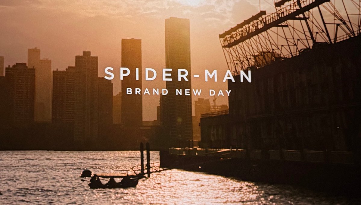 v8mpiraa's tweet photo. i will always have my phone out to take a picture of a title card. #srrynotsrry https://t.co/nxkoraat92