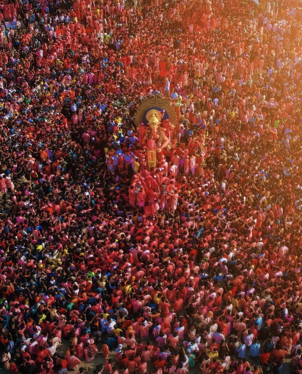 Pixel_Stripes's tweet photo. He lives deep very very deep within us. Lavkar ye bappa 🙏 https://t.co/wWovcrjkoE