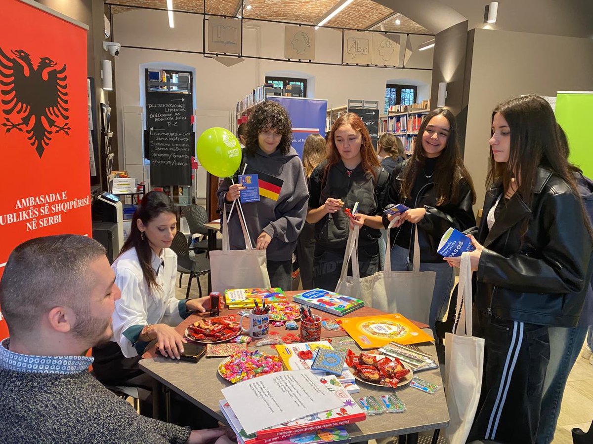 AlEmbassySerbia's tweet photo. The Albanian language was proudly represented today among more than 20 other European languages at the 26th edition of the European Day of Languages in Belgrade. https://t.co/PGuJy7licp