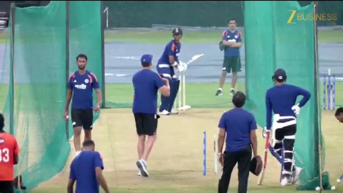 Teamindiacrick's tweet photo. 🚨 ANNOUNCEMENT 🚨

🚨 TEAM INDIA - 1'ST ODI : PLAYING 11 &  NET SESSION UPDATE 🚨

Shubman Gill (C). Rohit Sharma. Virat Kohli. Ruturaj Gaikwad. Yashasvi Jaiswal. KL Rahul (WK). Ravindra Jadeja. Kuldeep Yadav. Mohammed Siraj. Prasidh Krishna. Nitish Kumar Reddy

Shubman Gill & Yashasvi Jaiswal opened the batting in Net 1.

KL Rahul started separately in Net 2, facing throwdowns before pacers.

Ruturaj Gaikwad & Virat Kohli batted together in Net 3 for a long period.

Ruturaj spent most of his session against spin and focused on timing & grounded shots.

Rohit Sharma entered the nets during the final hour.

Dhruv Jurel also batted later in the session.

Kuldeep, Jadeja and Naman Dhir bowled extensively.

Ruturaj and Kohli were constantly rotating strike during their net session.

Ruturaj looked in good touch after returning to the nets with Team India.

The squad eventually gathered for a team huddle before leaving the ground.