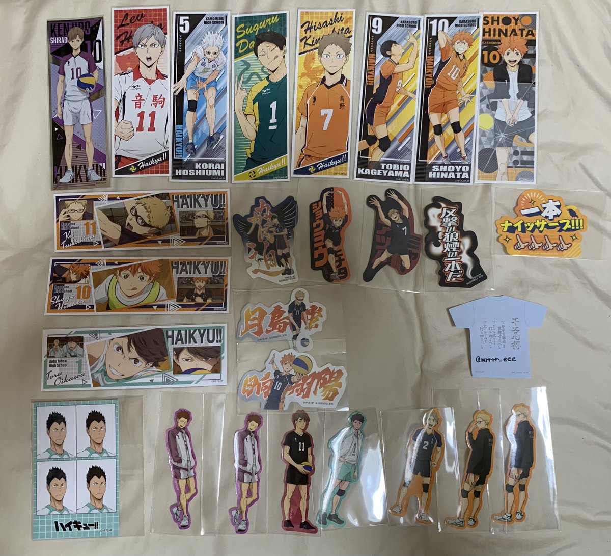 mrrrr_eee's tweet photo. 【交換 譲渡】ハイキュー ロングステッカー  ステッカー アクリルキーホルダー  カード マスコット 栞 一番くじ

譲
引用先、画像のもの

求
同異種 木兎・梟谷＞黒尾・研磨
or 
1〜3枚目  1枚50円 ＋送料
4枚��  記載通り ＋送料

複数個のお取引優先
画像保存🙆‍♀️

郵送orメルカリでお願いします🙇‍♂️ https://t.co/Xdyv1rIwmF
