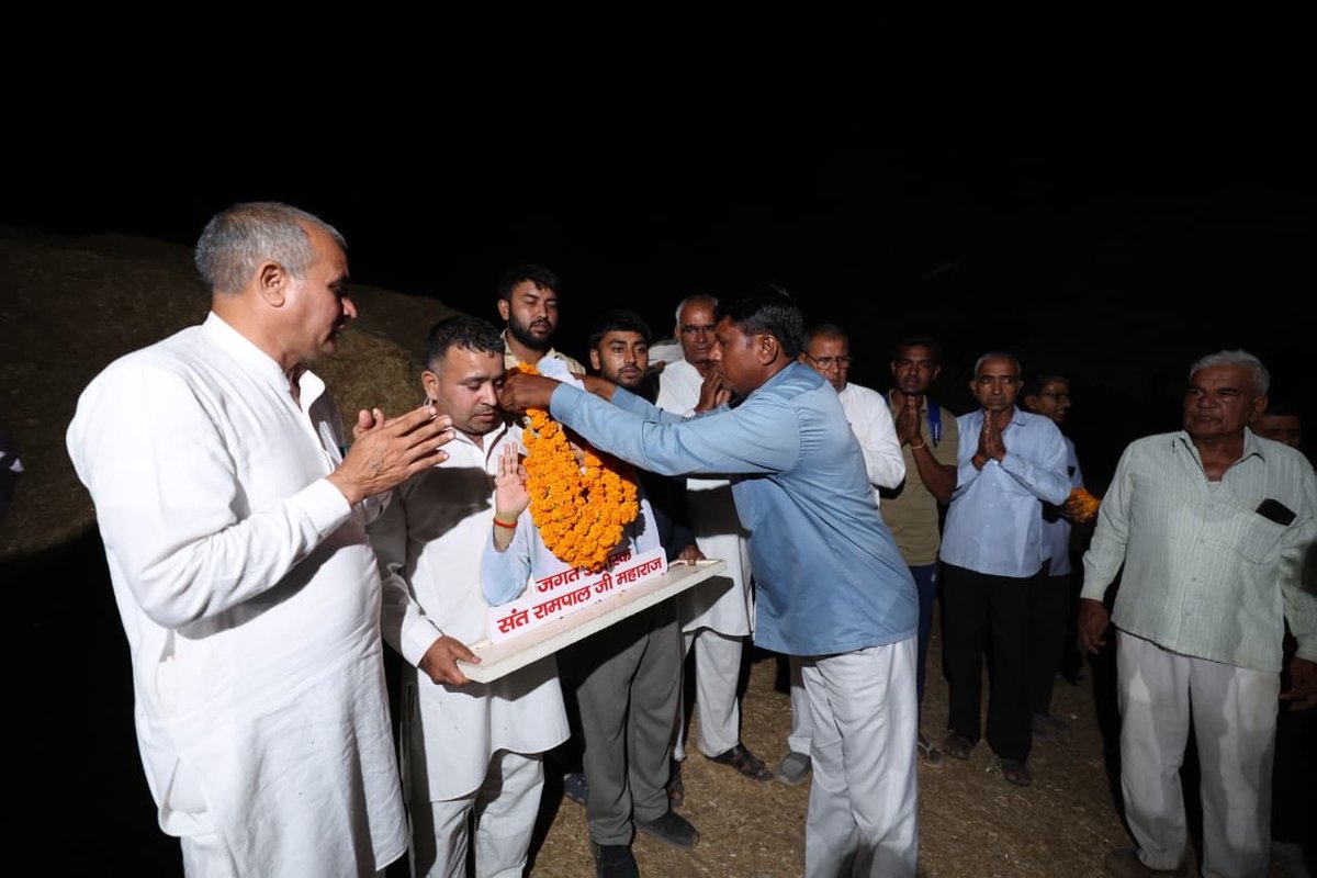 SaintRampalJiM's tweet photo. गांव लालासर (जिला चुरू, राजस्थान) में 100×50 टीन शैड निर्माण कार्य शुरू | संत रामपाल जी महाराज https://t.co/swjFaNisfQ