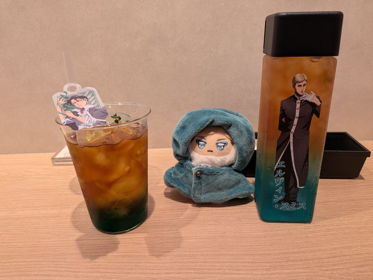akiayu342's tweet photo. 今日は……1人で迷子になりつつ、
行ってきた！

美味しかった……！
なんか、いいよね入ったら心臓捧げよだって。

夢で1回はテーマパーク的な所で働きたいネ https://t.co/k5wcNoleM8