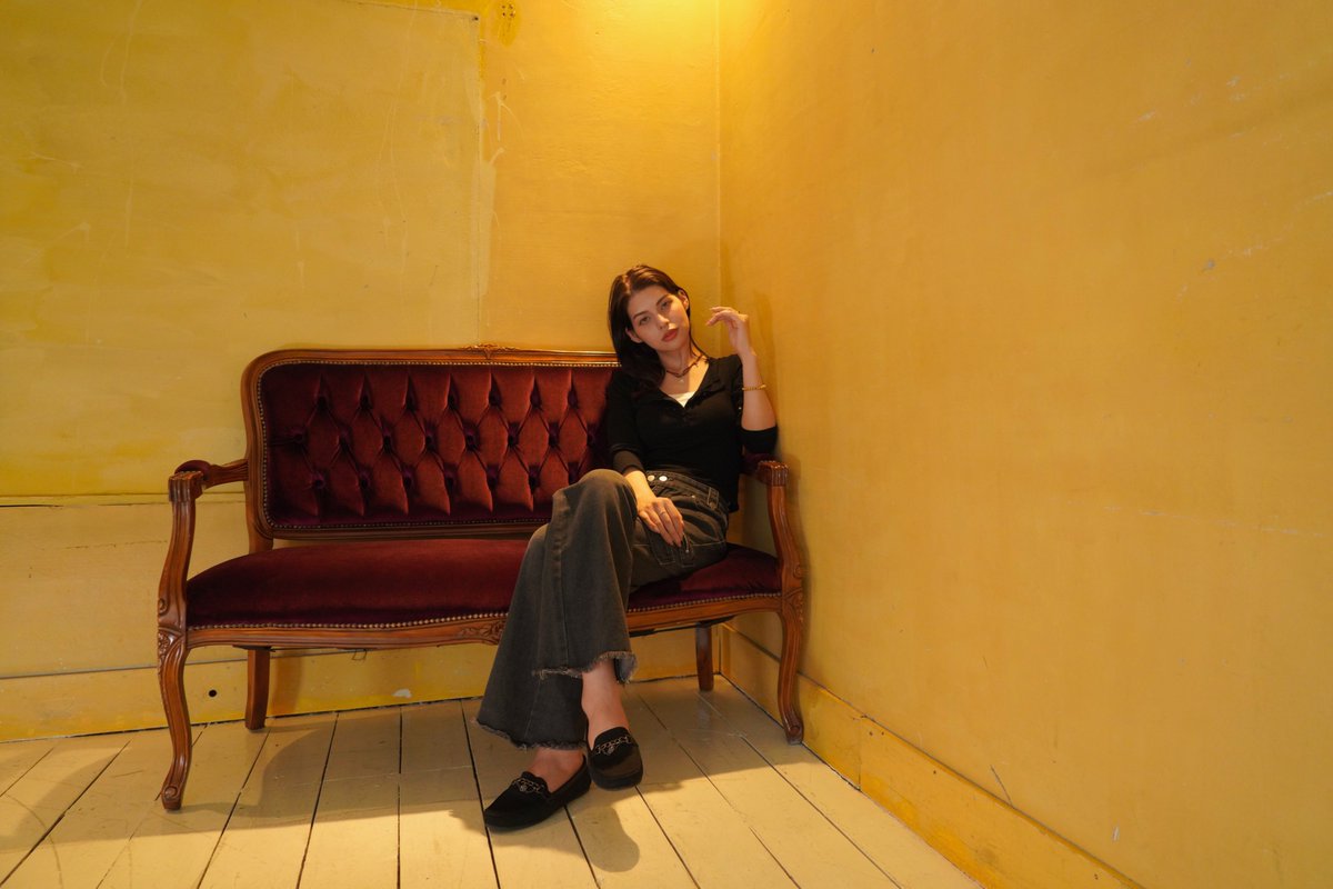 mikkun_a7's tweet photo. #カリーナ さん@kari__a0303 #エキゾチックKARINA #ポートレート
黄色い壁 #StudioDebbies #カワコレ撮影会@kawacolle2017
#SonyAlpha #Zeiss #VarioTessar #FE2470Z #a7r4 https://t.co/XPjCuqF9RS