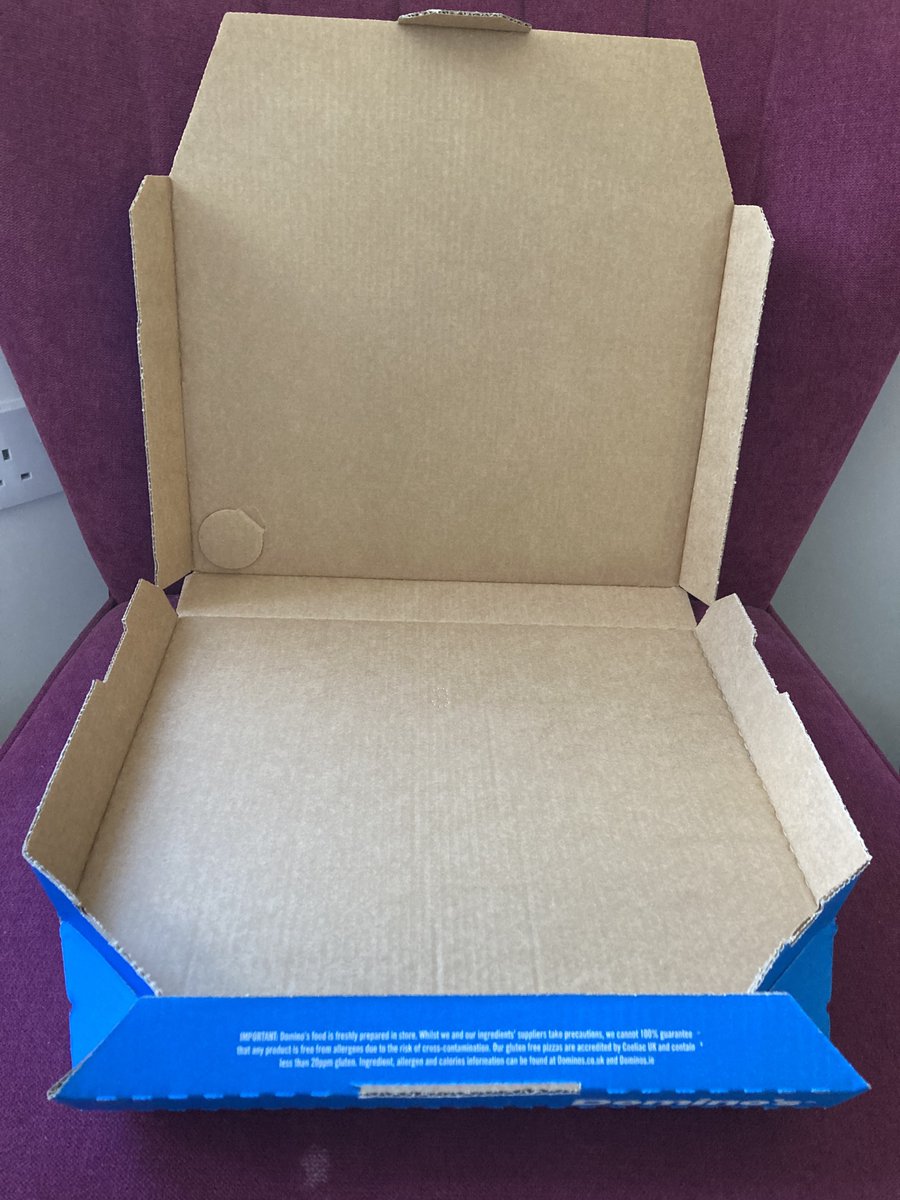 Dominos_UK's tweet photo. introducing our Sympathy For Man City pizza https://t.co/tW3l0Gdrjg