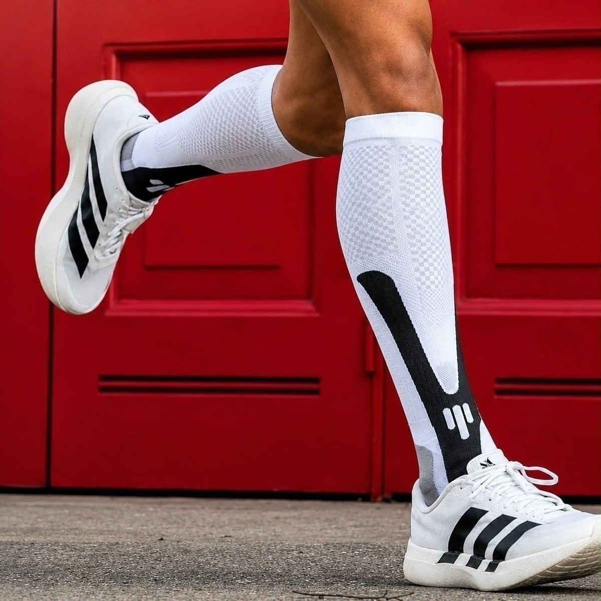ofertasdehj's tweet photo. ATENÇÃO CORREDORES

Meia De Compressão Elástica Esportiva Corrida

De R$43 por R$23

https://t.co/tnErMHfthC https://t.co/14h4kjJziV
