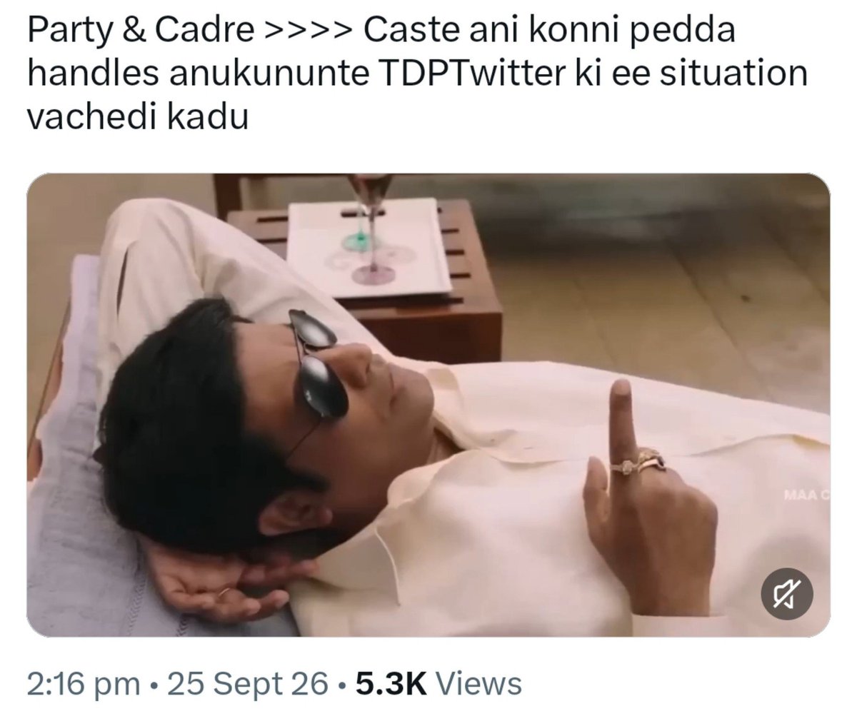 Ek__Niranjan's tweet photo. నువ్వు CH లో చేసుకున్న సెటిల్మెంట్ బయటకు వచ్చాయని, టీడీపీ వాళ్ళ డీటెయిల్స్ వైసీపీ వాళ్ళకి ఇచ్చిన విషయం బయటకు వస్తుందని

ఇలా చెంచాలను పెట్టి టీడీపీ మీద కులం బురద జల్లుకు

ఇక్కడితో ఆపకపోతే నువ్వు జనసేన CH గురించి చెప్పావు వైసీపీ వాళ్ళతో ఉన్న క్లబ్ హౌస్ గురించి నేను చెప్తా అందరికి https://t.co/Wk6GQ19uS0