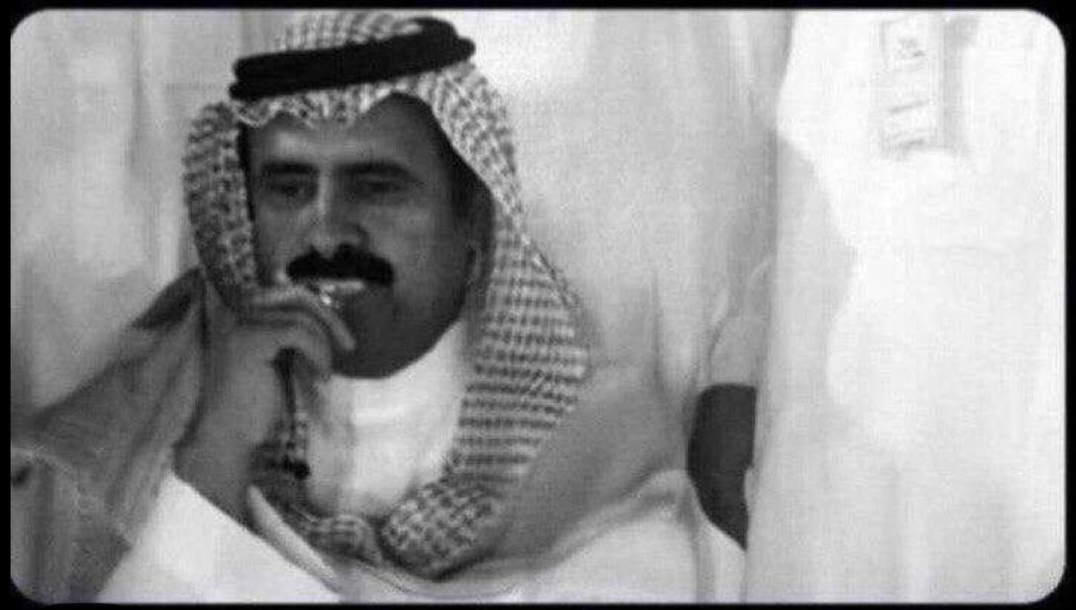 s5o_iii's tweet photo. حبيبي ترى الخط المباشر عليه ازعاج 
لكن ما ابغي الا اسمك و��قمك وعنوانك

تحمل على شاني خجل موقف الاحراج 
مثل ما تحملت المشاكل على شانك

- عبدالله بن شايق - https://t.co/WO3qjAO5mm
