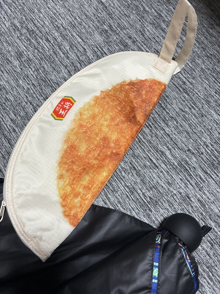 5ronami's tweet photo. 王将の傘、あまりにも“良“ https://t.co/4WGb6TISgx