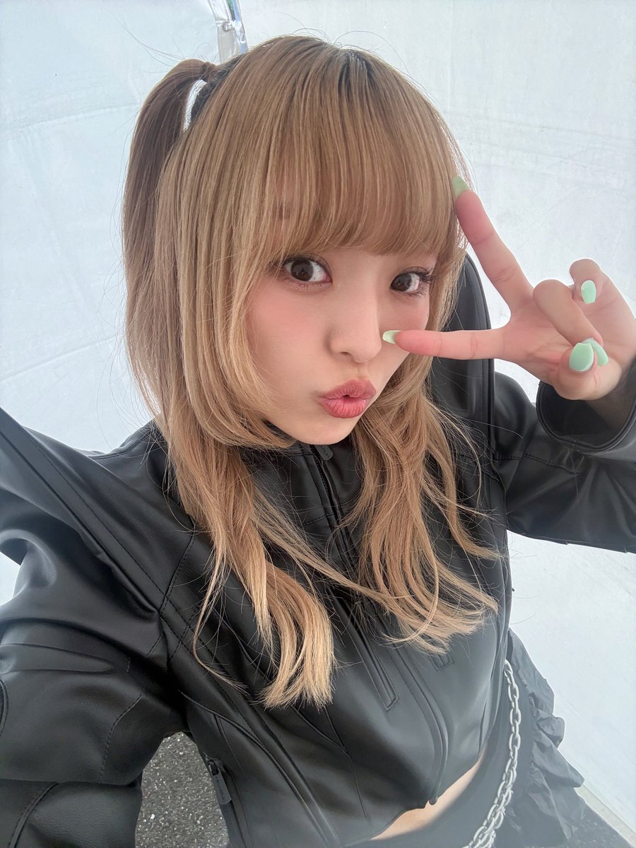 isomen_yellow's tweet photo. #エンタパークフェス2026 ありがとうございました🤝🏻✨野外のステージだいすきだぁ💛💛💛💛💛ワンマンライブまであと3ヶ月っ!!!（՞>⩊<՞） https://t.co/2PYcqGIUEy