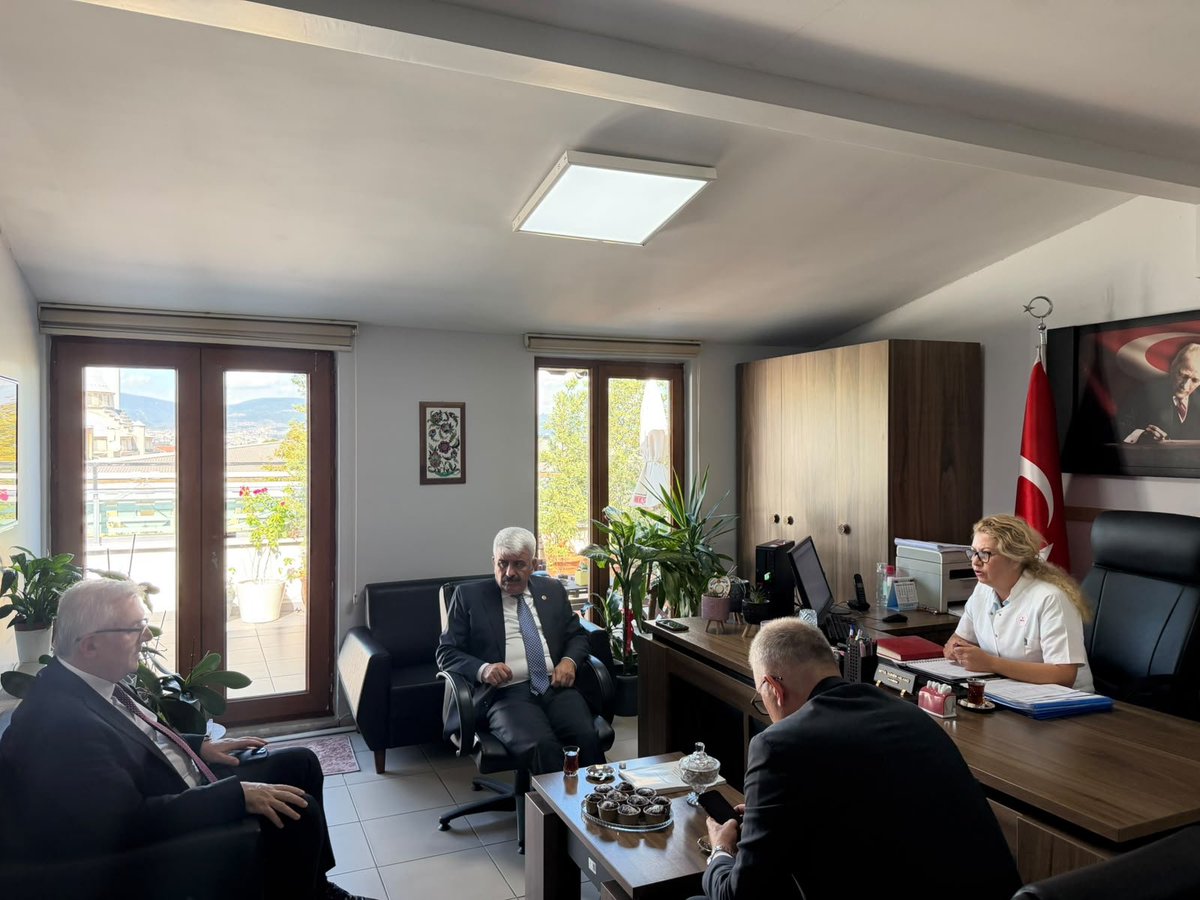 ProfDrHulagu's tweet photo. 📍 Gölcük

Gölcük Belediye Başkanımız Av. Ali Yıldırım Sezer, İl Sağlık Müdürümüz Op. Dr. Yüksel Pehlevan, AK Parti Gölcük İlçe Başkanımız Kemal Yavuz ve Gölcük İlçe Sağlık Müdürümüz Dr. Mustafa Serkan Şenel ile birlikte Gölcük Ağız ve Diş Sağlığı Merkezimizi ziyaret ettik.

Başhekimimiz Dt. Betül Gümen Helvacı ve merkez yönetimimizden sunulan ağız ve diş sağlığı hizmetleri ile devam eden çalışmalar hakkında bilgi aldık. Sağlık çalışanlarımızla bir araya gelerek özverili çalışmaları dolayısıyla kendilerine teşekkür ettik.

Hemşehrilerimizin nitelikli sağlık hizmetlerine daha kolay ulaşabilmesi için çalışmalarımızı kararlılıkla sürdürüyoruz. 🇹🇷