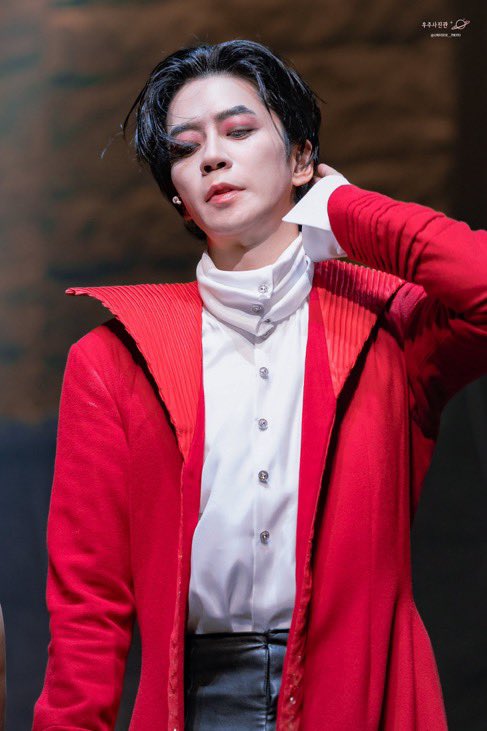 roktuutuu's tweet photo. 아 징짜 야르,, 머리 너무 좋죠 https://t.co/5rd3yW12xi