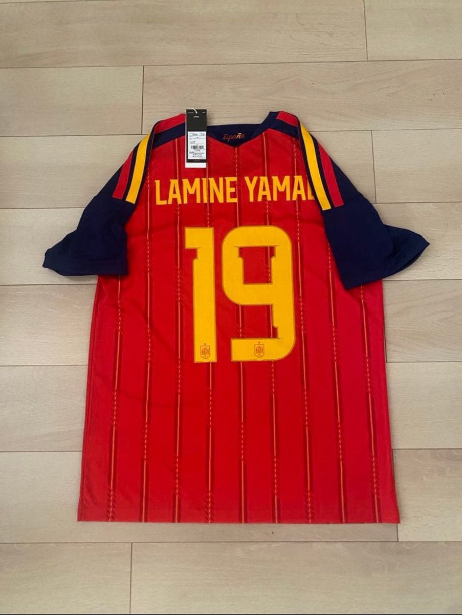 realmadrid1402's tweet photo. この辺コレクション整理のため売りに出します。
気になる方DMください。 https://t.co/W9xXQFq0rx