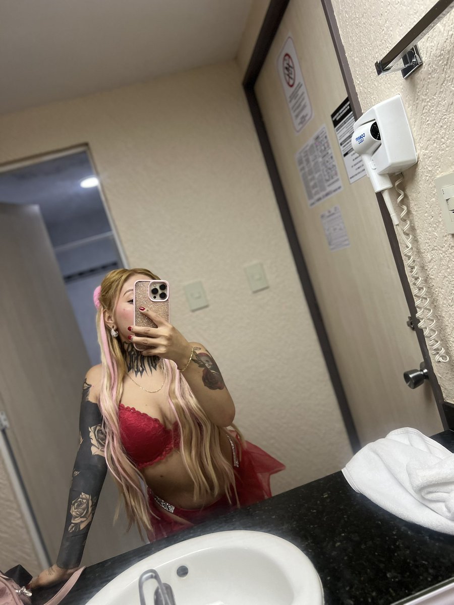 Mellpink666's tweet photo. 🔥 https://t.co/MyC3f3gRcZ