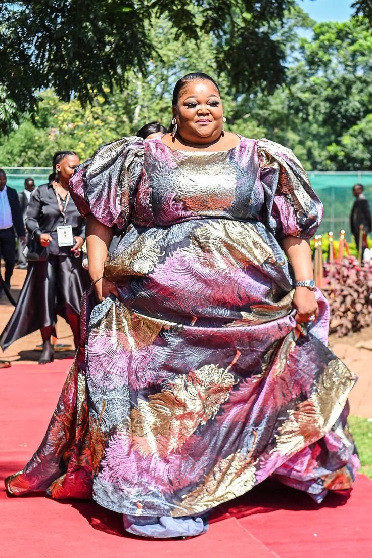 Burnerburnerac5's tweet photo. Akafisi uku-slima uKaMayisela? Just big and messy. https://t.co/qO7lkXDBfF