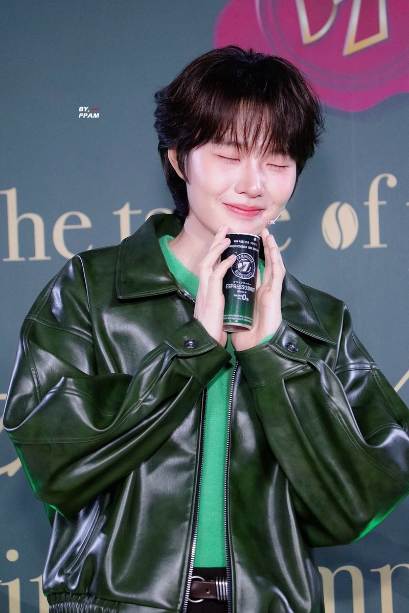 byppam's tweet photo. 260925 : น่ารักมากคับ 💘

NP WITH D7 PREMIUM
#D7TasteOfPremiumXNamping
#nampingster ♡ https://t.co/kpm1RvXRCq