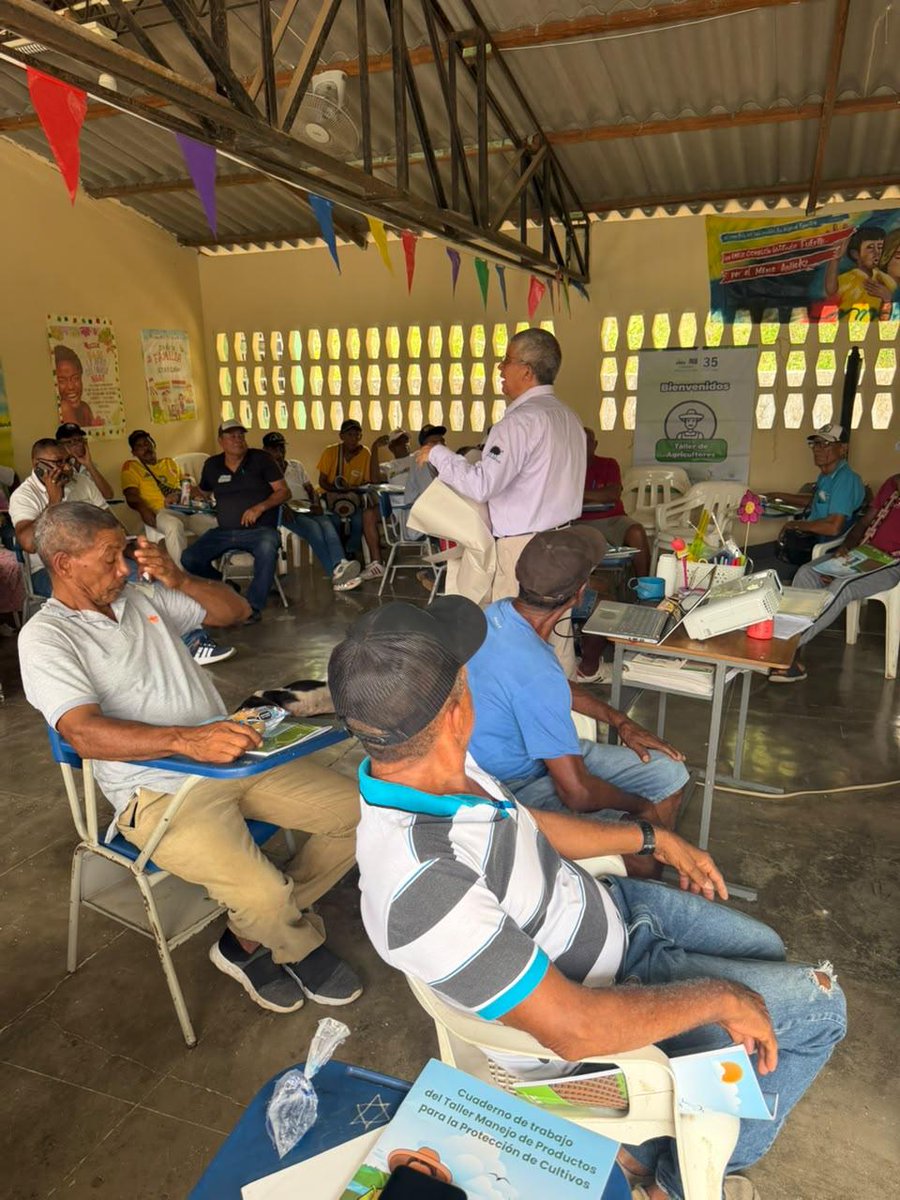 ProcultivosAndi's tweet photo. En #Riohacha, La Guajira, 77 productores de #yuca participaron en dos jornadas del taller de protección de cultivos. 🌱 Un espacio para fortalecer conocimientos y promover buenas prácticas para una producción más segura y sostenible, en articulación con la Alcaldía. https://t.co/vN0ujWbwbY